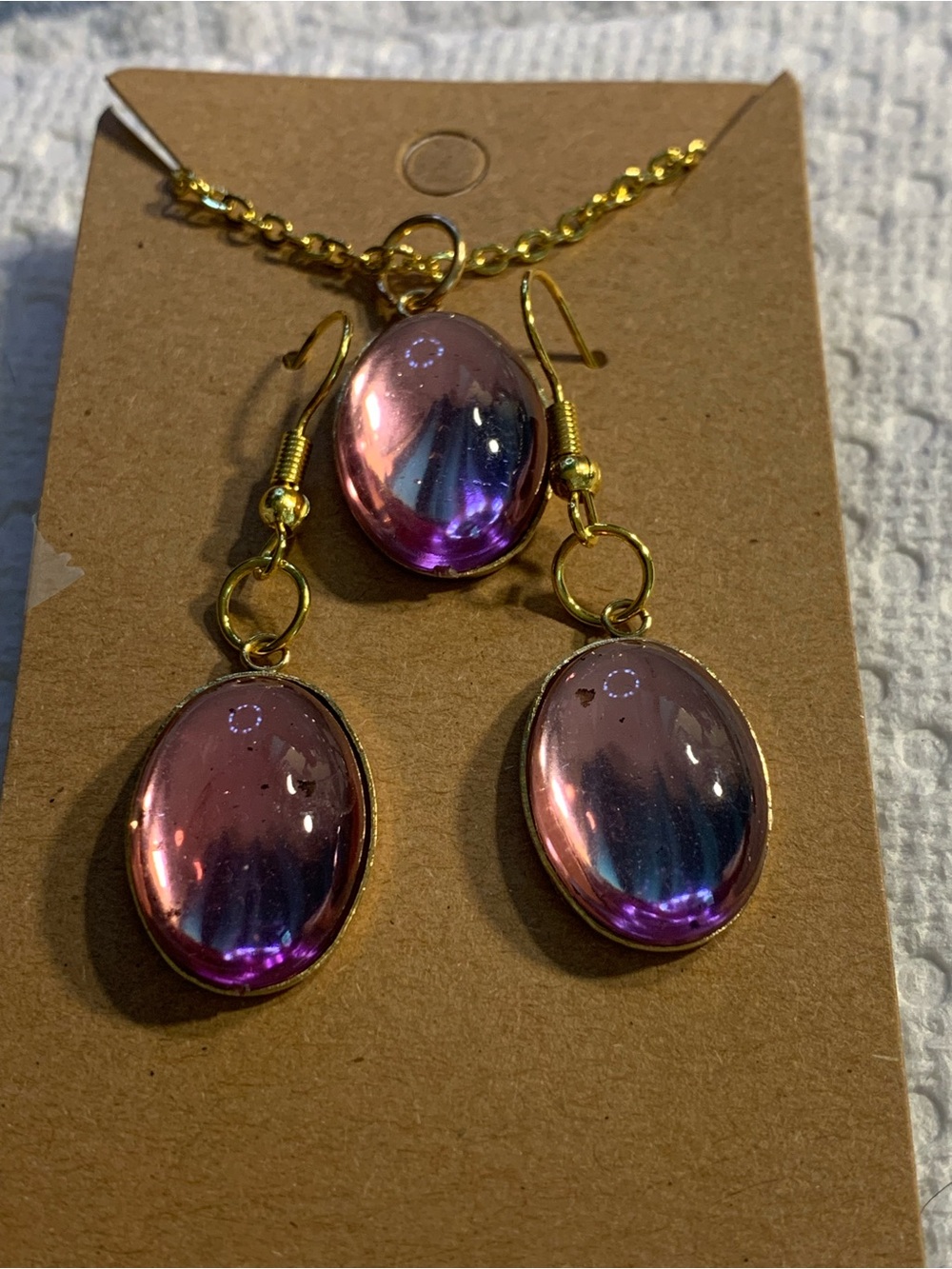 Gold-Tone Necklace with Pink to Purple Ombre Oval Pendant